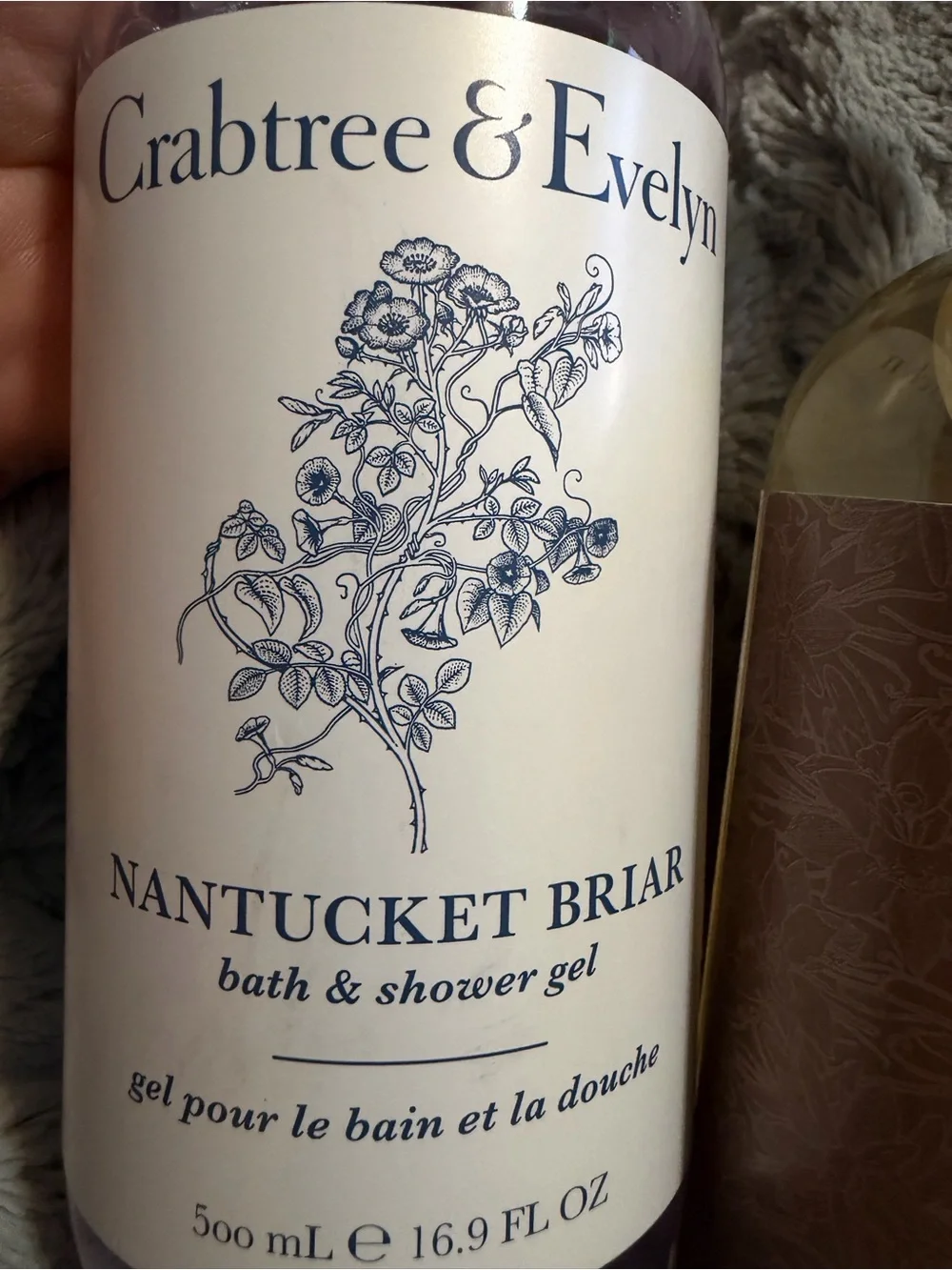 Crabtree & Evelyn bath gel and vanilla hand wash nib
